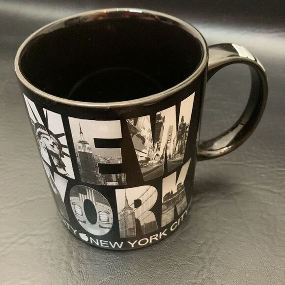 New York City 12 Ounce Coffee Tea Cocoa Collectable Black White Lettering Mug - Picture 2 of 6